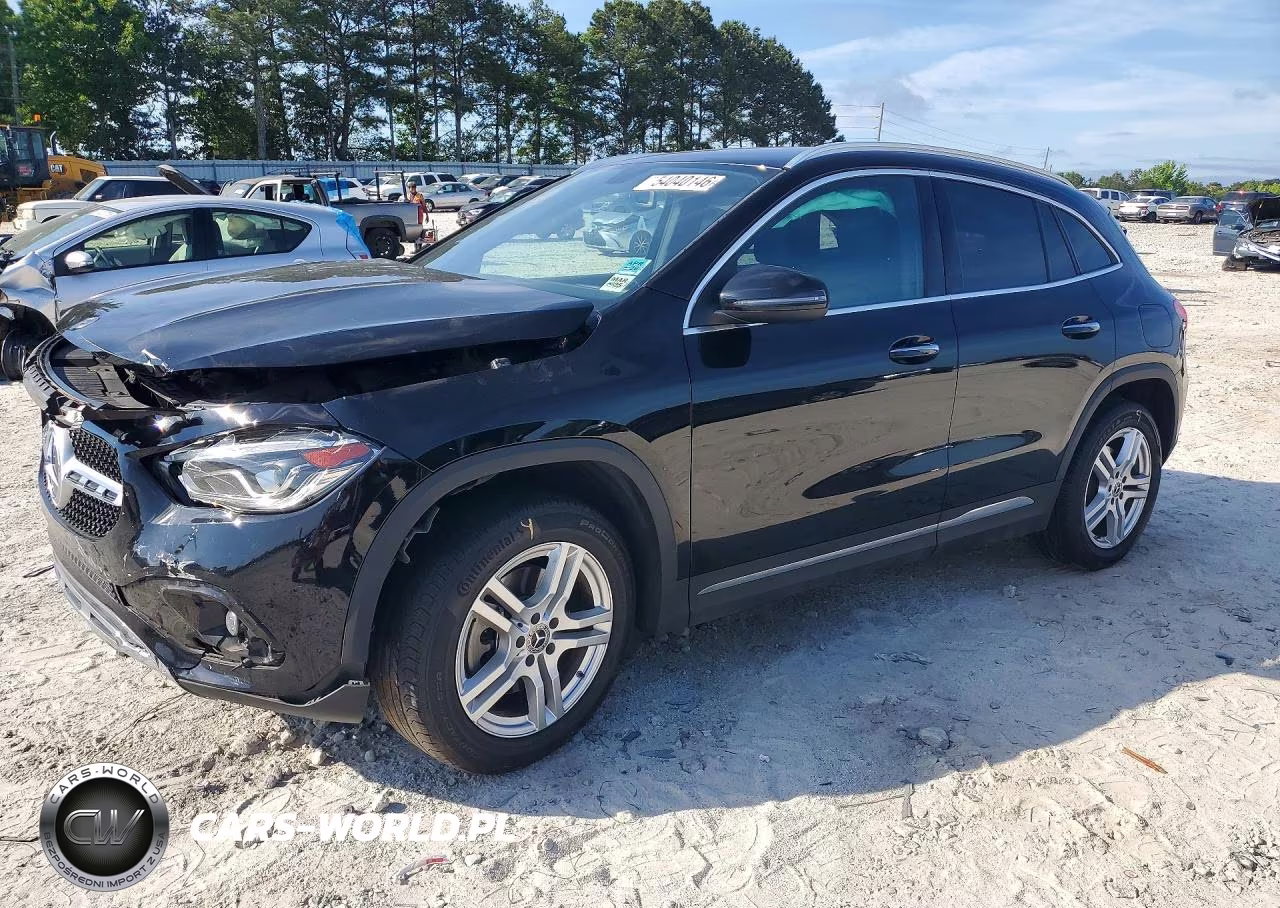2021 Mercedes-Benz Gla 250 – zdjęcie 1 z 13