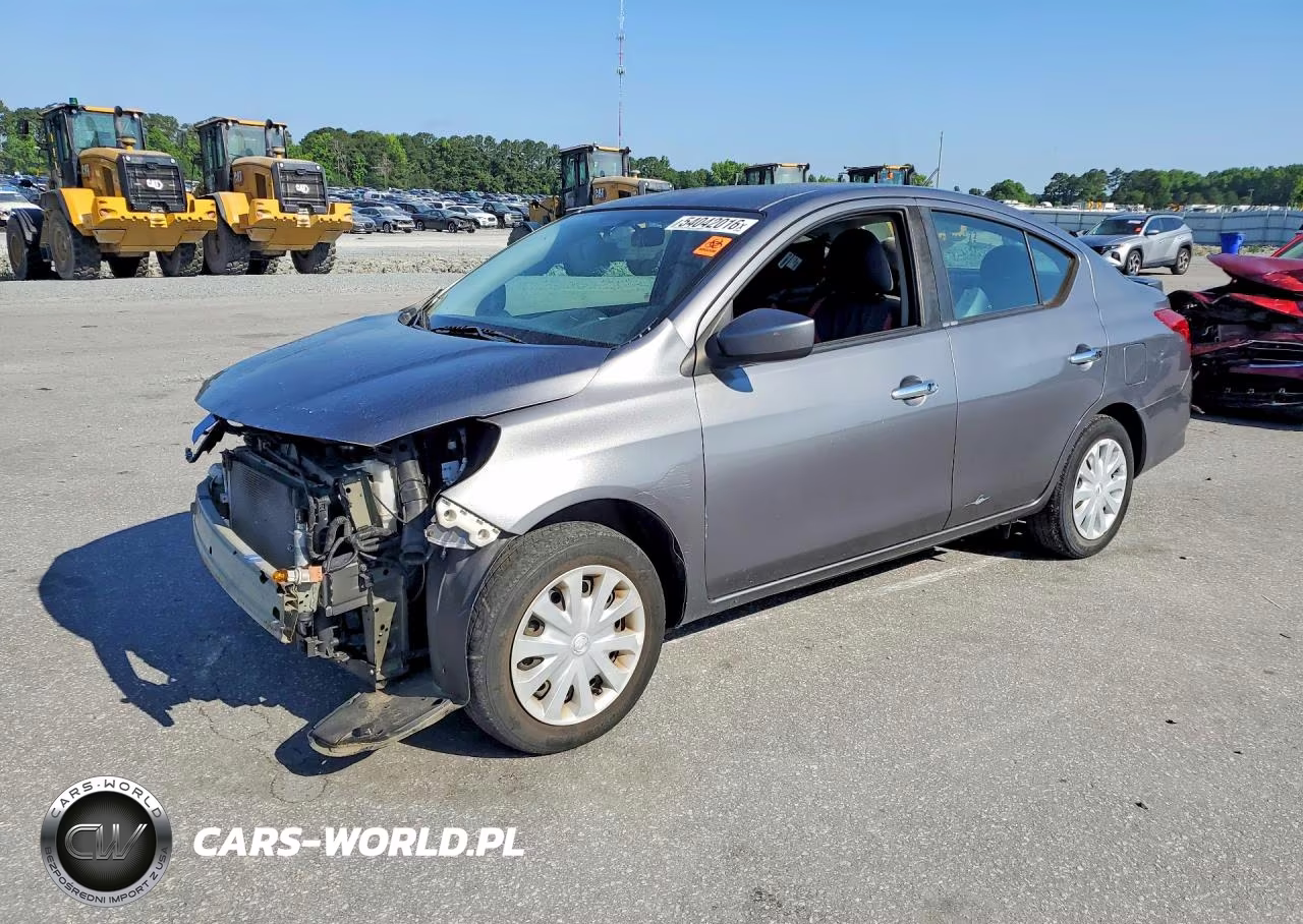 2019 Nissan Versa Sv