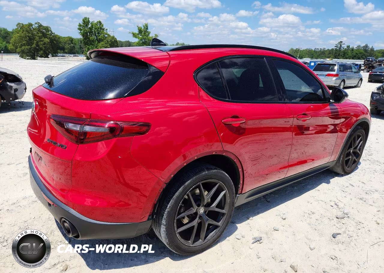 2019 Alfa Romeo Stelvio Ti VIN:ZASPAKBN4K7C45322 - 3