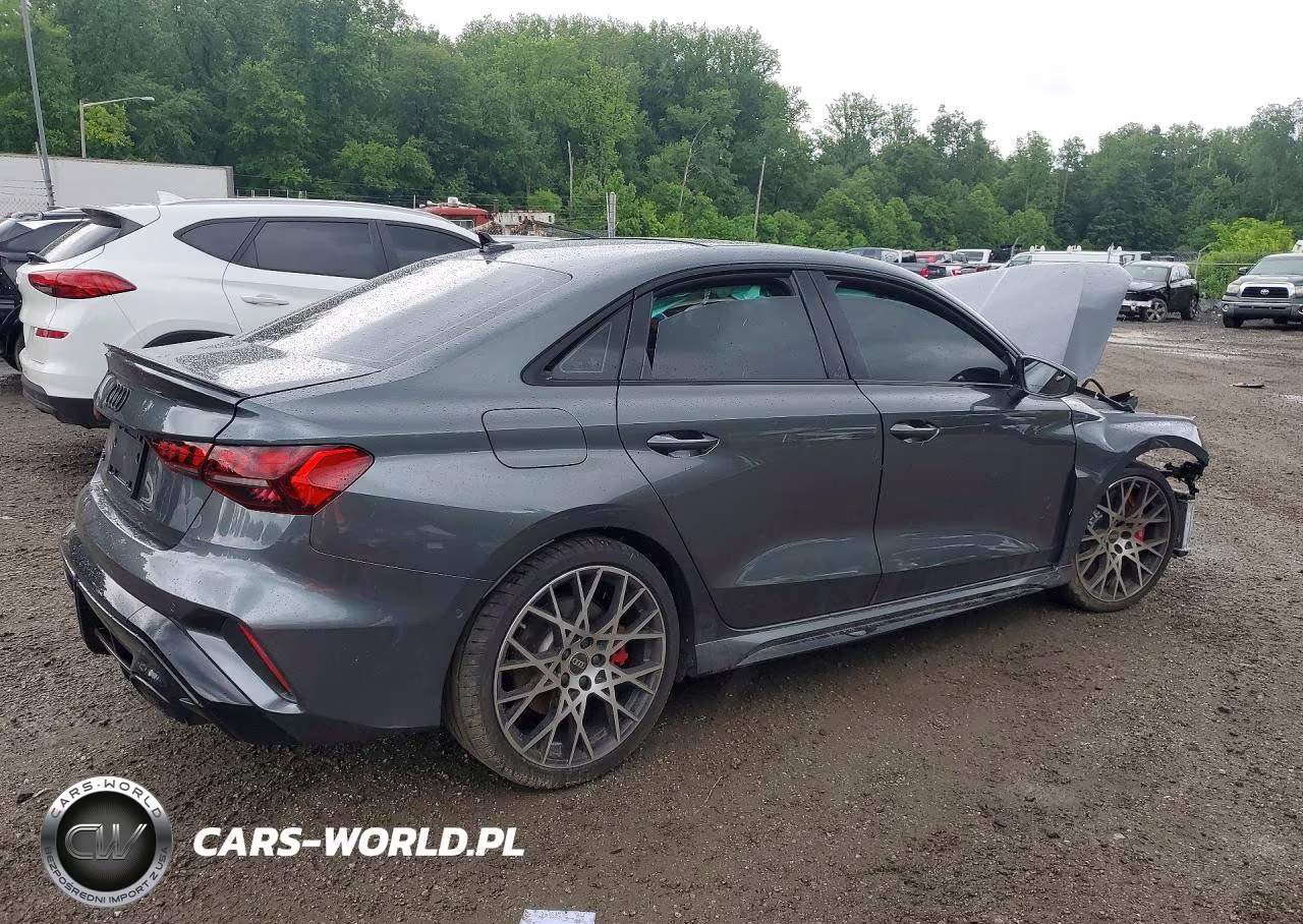2025 Audi Rs3 VIN:WUAGWDGY9SA912741 - 3