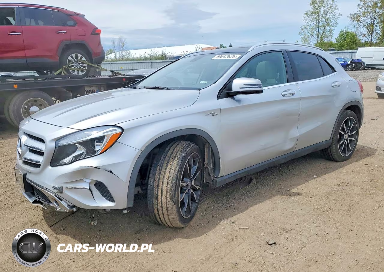 2015 Mercedes-Benz Gla 250 4Matic – zdjęcie 1 z 12