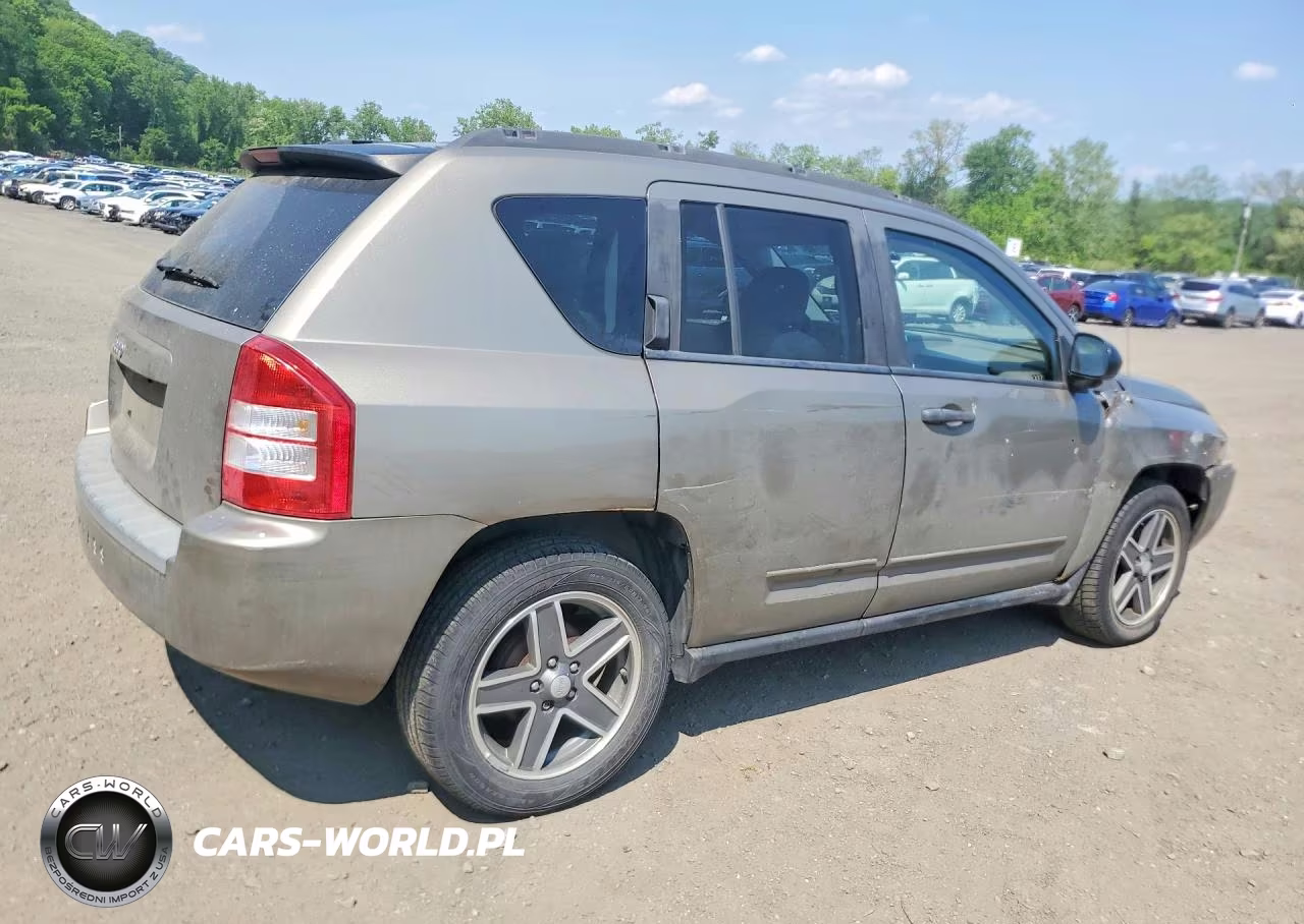 2008 Jeep Compass Sport VIN:1J8FT47W08D661298 - 3