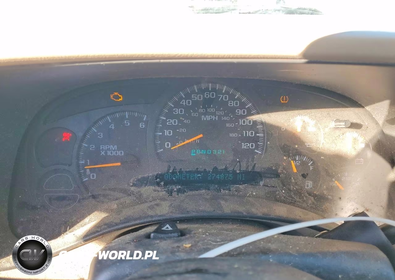2005 GMC Yukon VIN:1GKEK13T75J116622 - 9