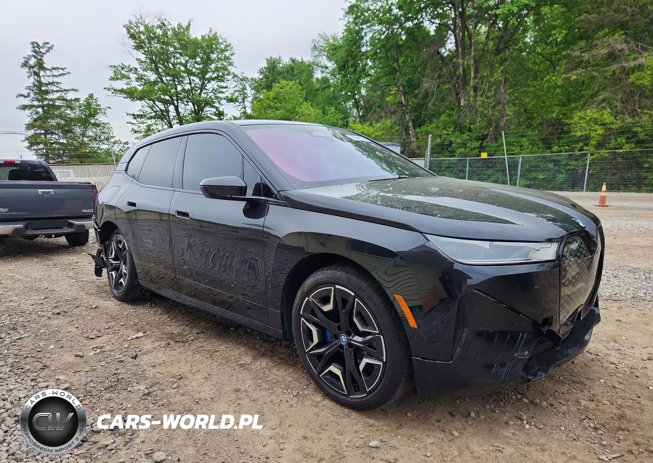 2024 BMW Ix xDrive50 VIN:WB523CF04RCR71180 - 4