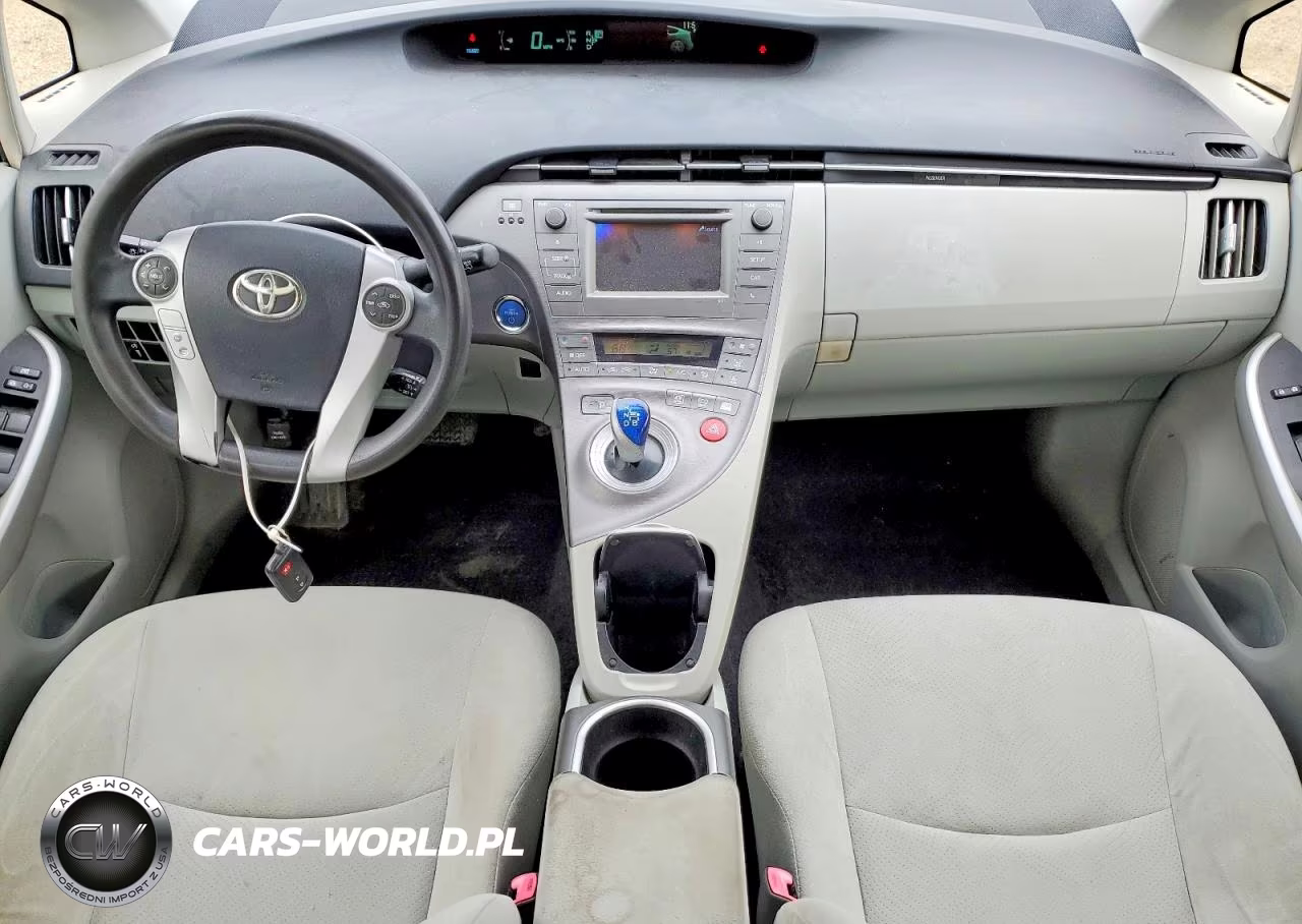 2012 Toyota Prius Two VIN:JTDKN3DUXC5389830 - 8