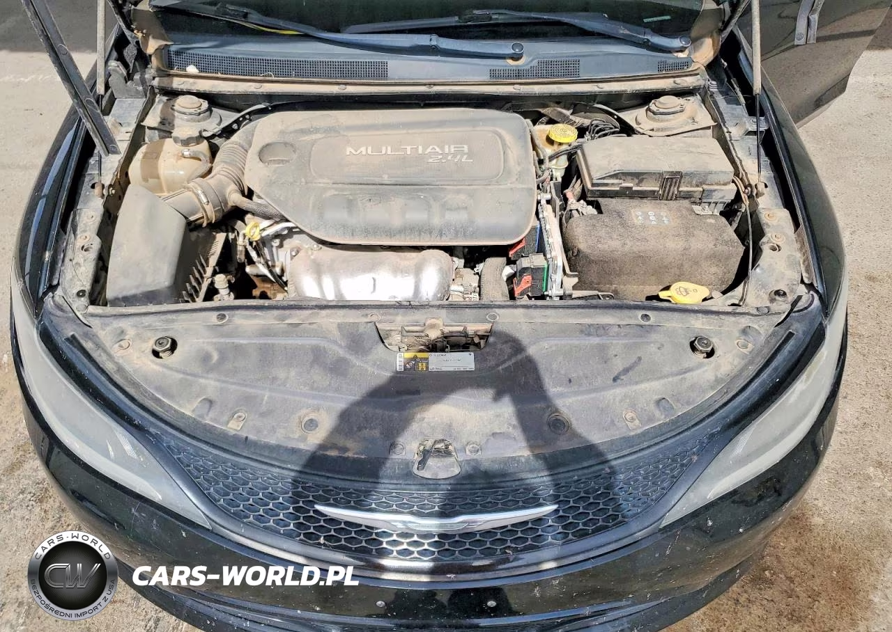 2015 Chrysler 200 S VIN:1C3CCCBB1FN596904 - 11