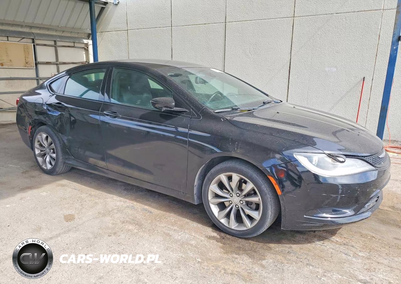 2015 Chrysler 200 S VIN:1C3CCCBB1FN596904 - 4
