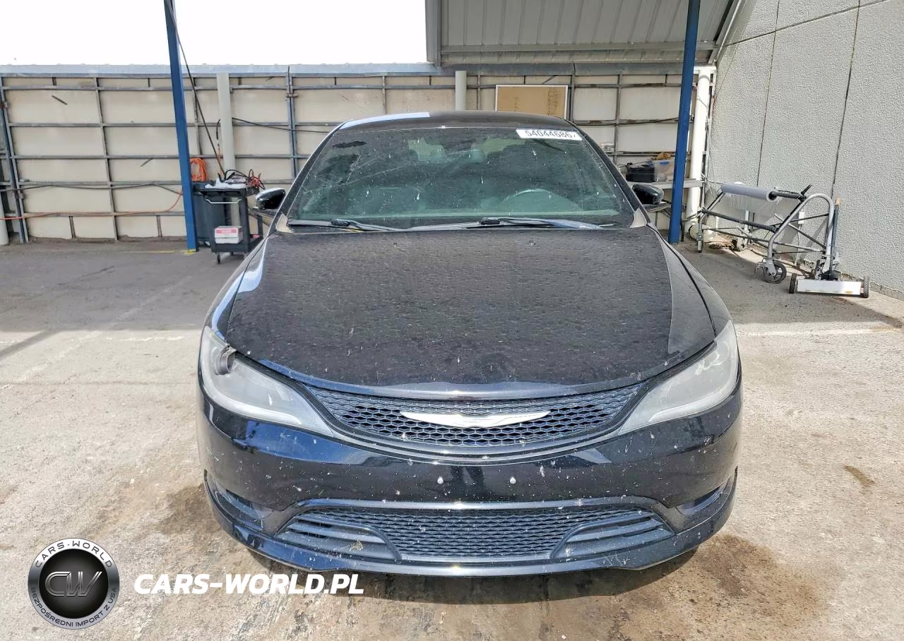 2015 Chrysler 200 S VIN:1C3CCCBB1FN596904 - 5