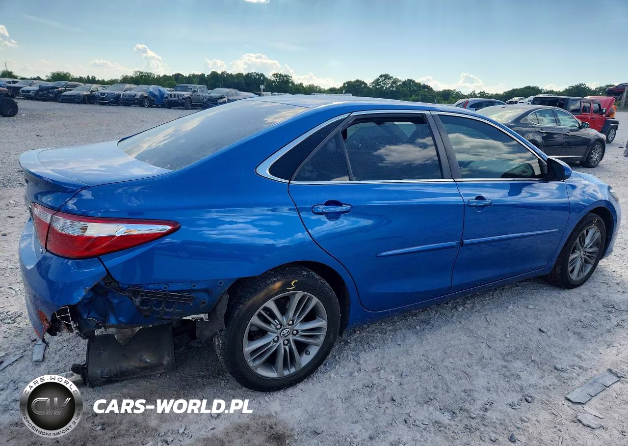 2017 Toyota Camry Se VIN:4T1BF1FKXHU713638 - 3