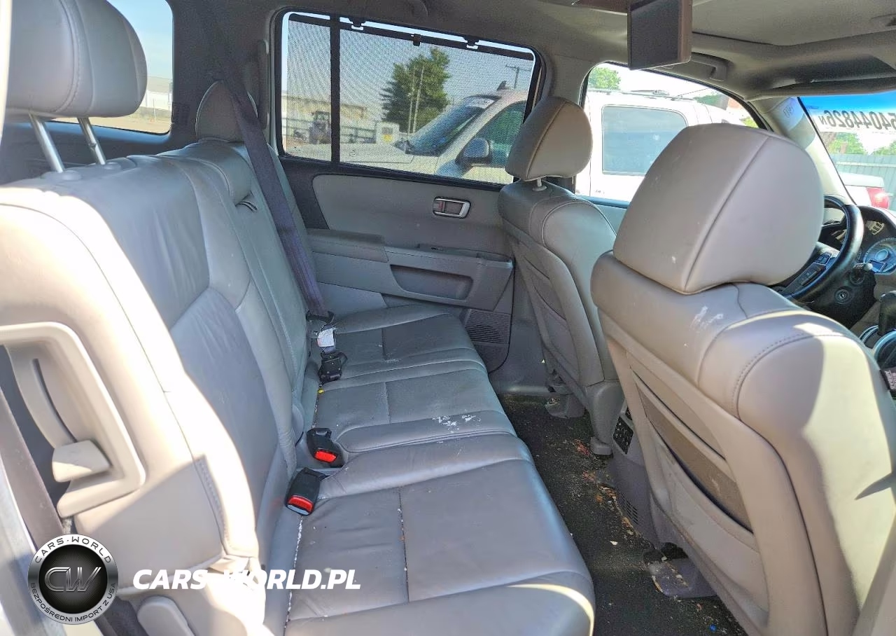2011 Honda Pilot Touring VIN:5FNYF4H98BB086836 - 11