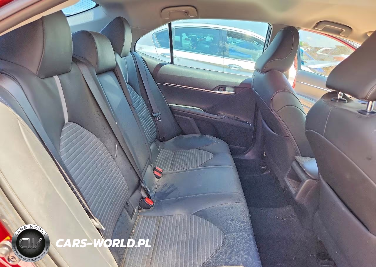 2018 Toyota Camry Se VIN:4T1B11HK3JU536996 - 10