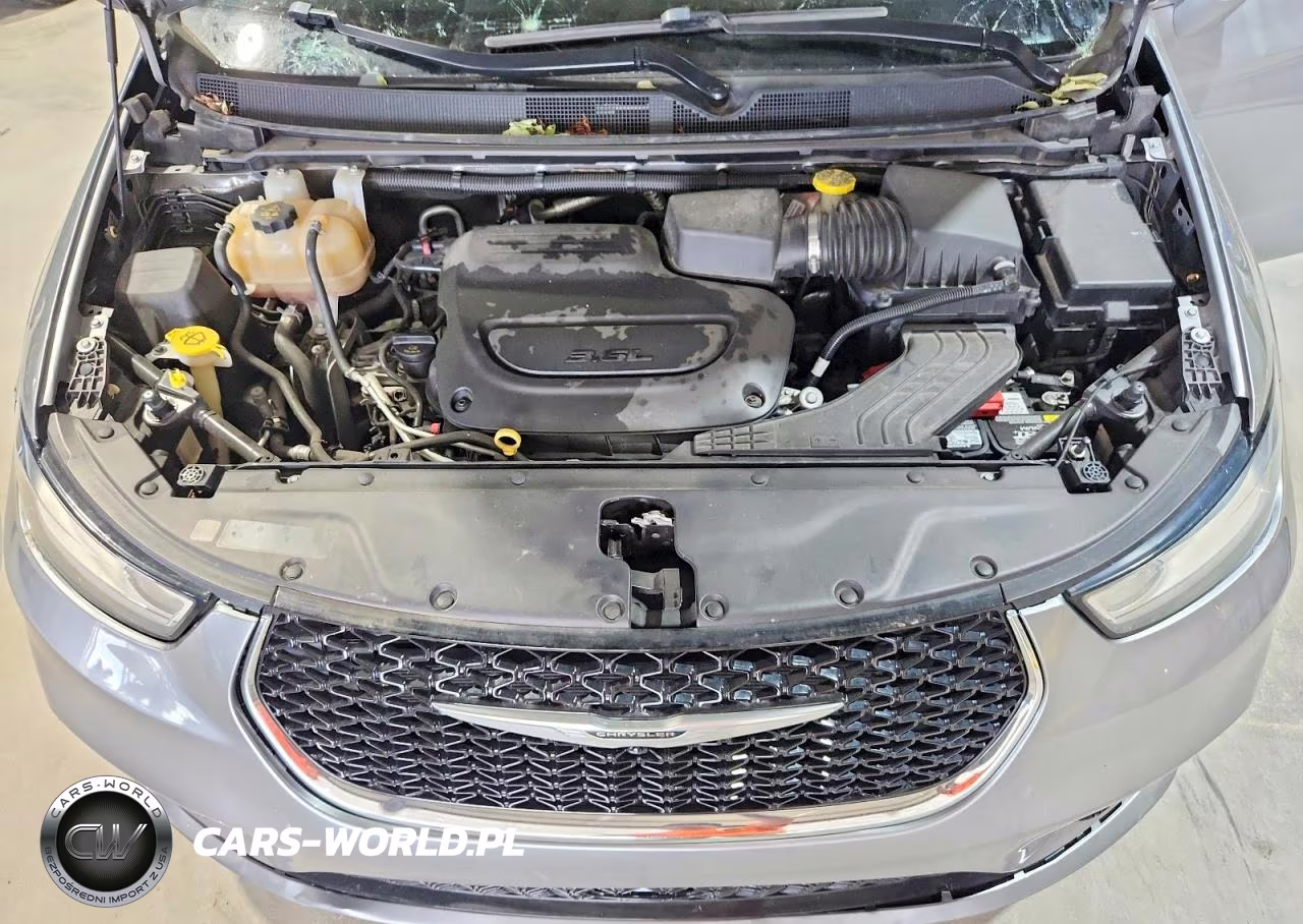2021 Chrysler Pacifica Touring L VIN:2C4RC1BG2MR531498 - 12