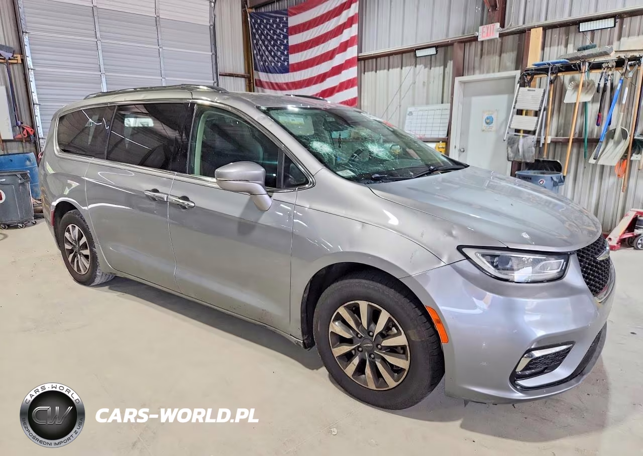 2021 Chrysler Pacifica Touring L VIN:2C4RC1BG2MR531498 - 4