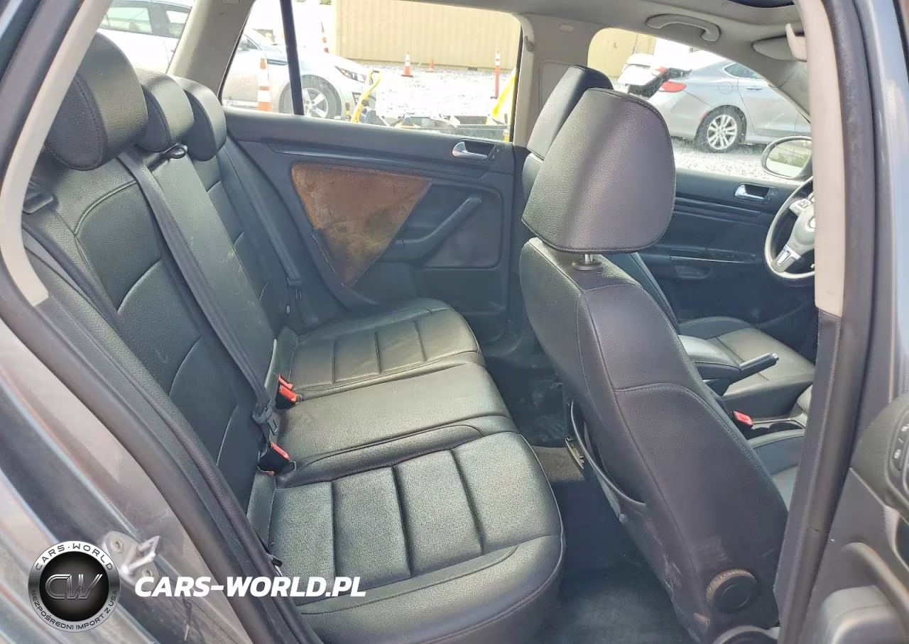 2010 Volkswagen Jetta Tdi VIN:3VWTL7AJ1AM695377 - 10