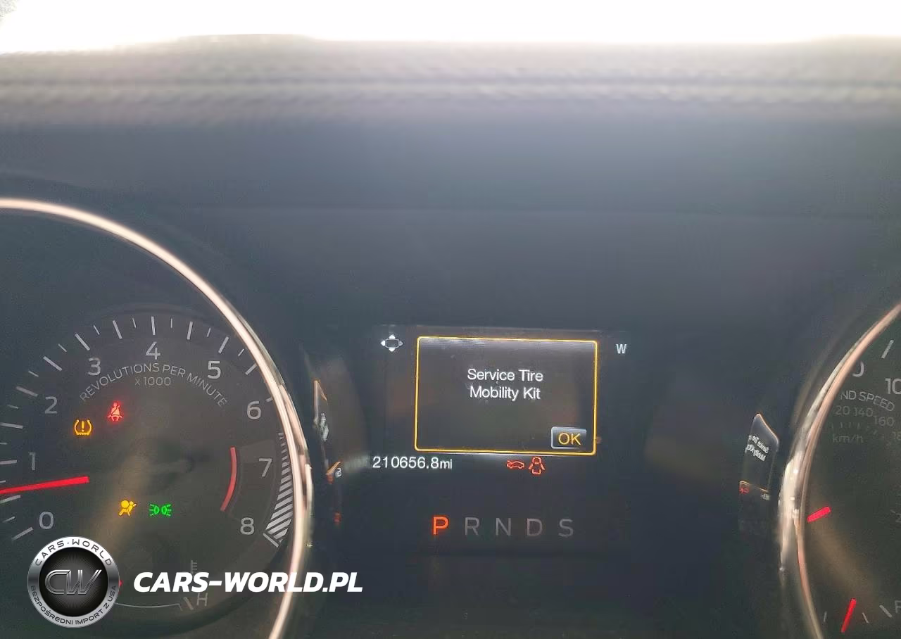 2015 Ford Mustang VIN:1FA6P8AM7F5386181 - 9