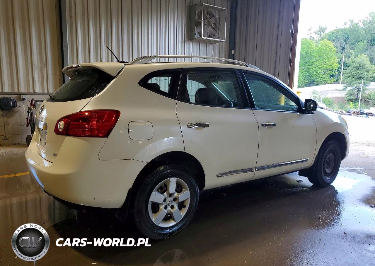 2014 Nissan Rogue Select S VIN:JN8AS5MV7EW713973 - 3