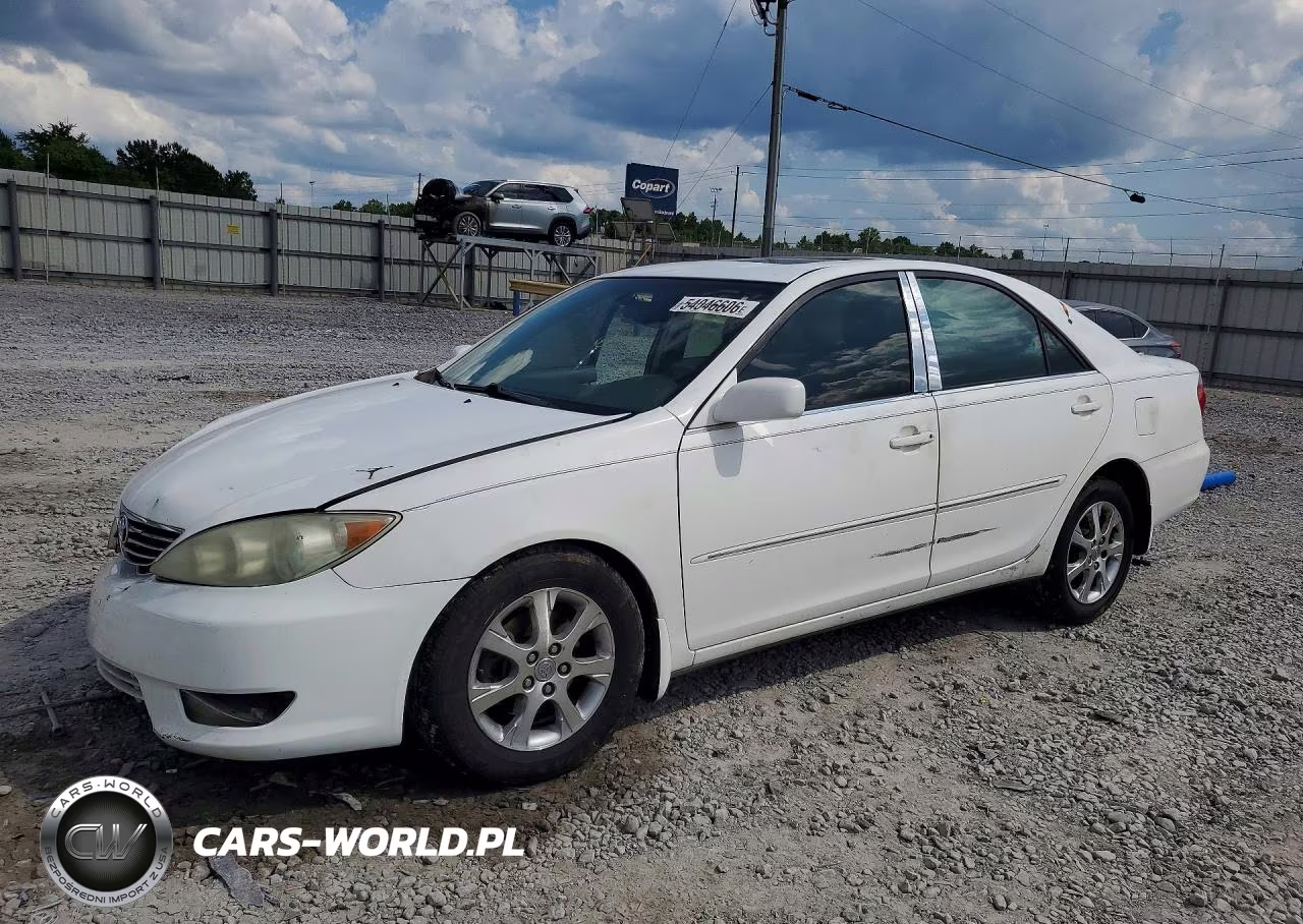 2005 Toyota Camry Xle V6 – zdjęcie 1 z 12