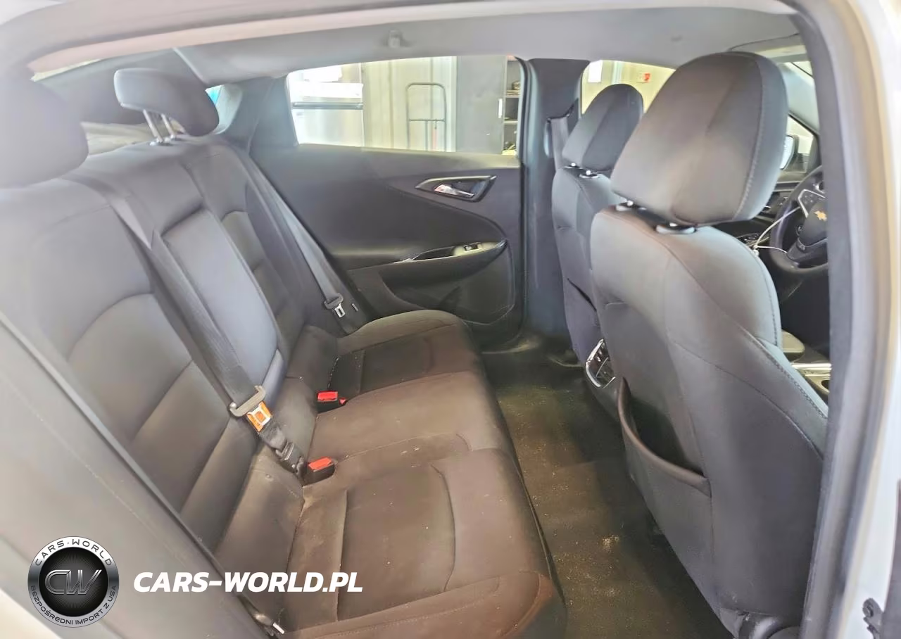 2017 Chevrolet Malibu Lt VIN:1G1ZE5ST0HF183575 - 10