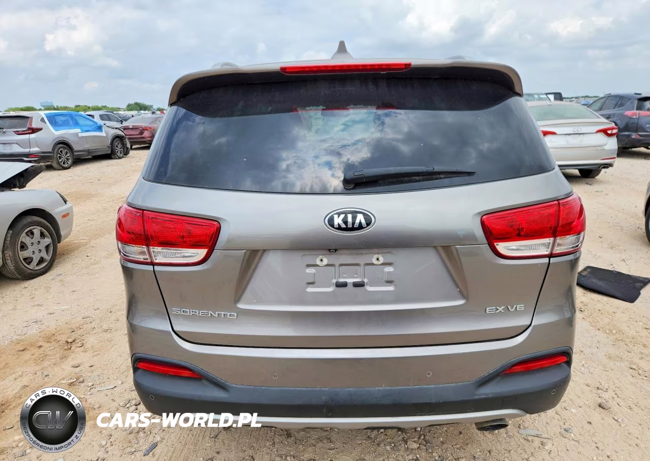 2017 Kia Sorento Ex VIN:5XYPH4A50HG235092 - 6