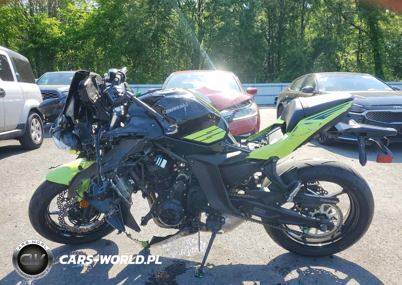 2026 Kawasaki Ninja 650 VIN:ML5EXEP1XTDAG7241 - 3