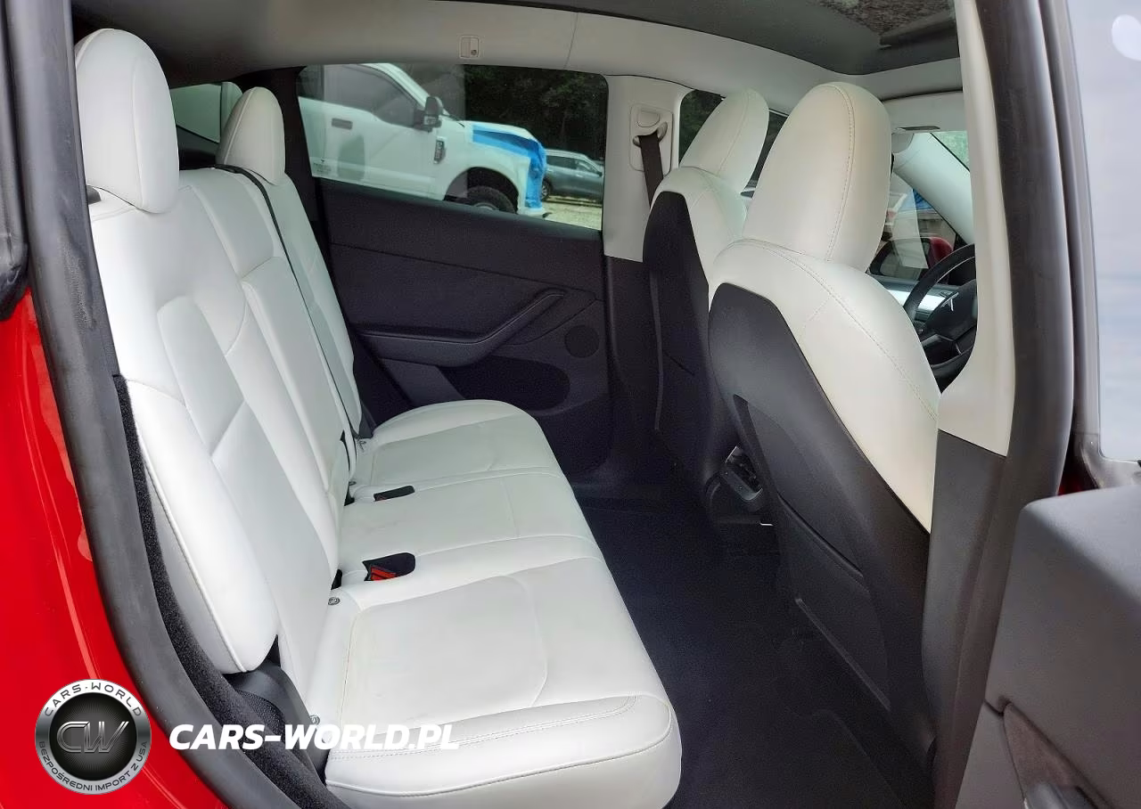 2023 Tesla Model Y VIN:7SAYGDEE7PA160043 - 11