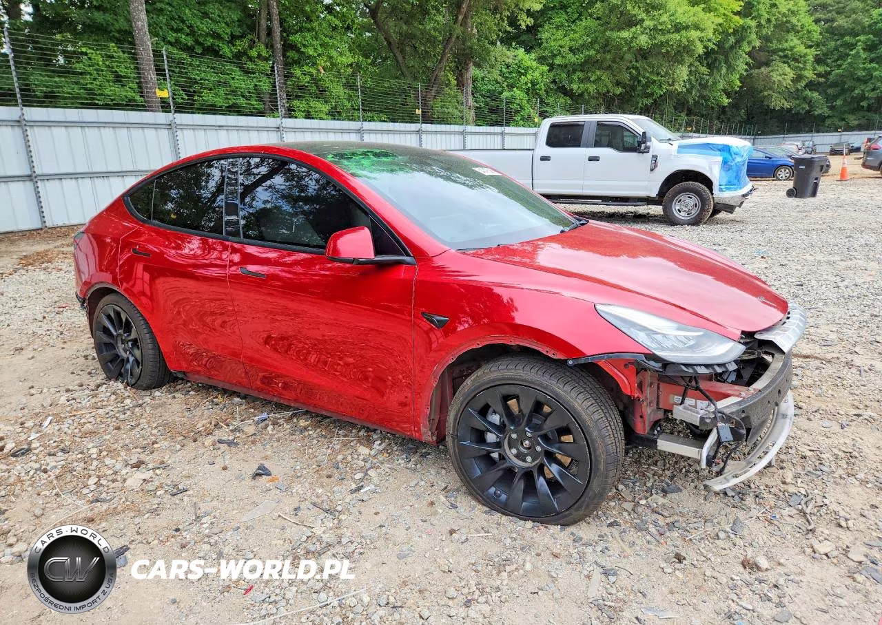 2023 Tesla Model Y VIN:7SAYGDEE7PA160043 - 4