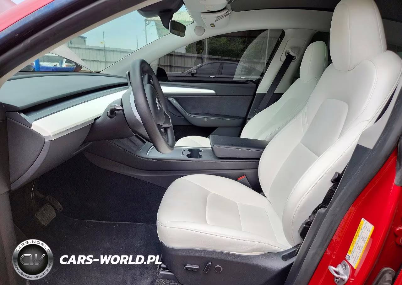 2023 Tesla Model Y VIN:7SAYGDEE7PA160043 - 7