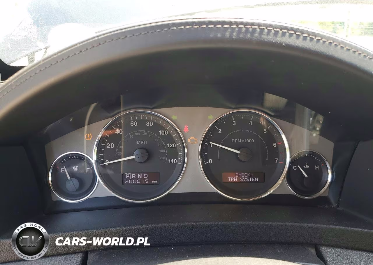 2009 Jeep Grand Cherokee Overland VIN:1J8HR68T99C553096 - 9