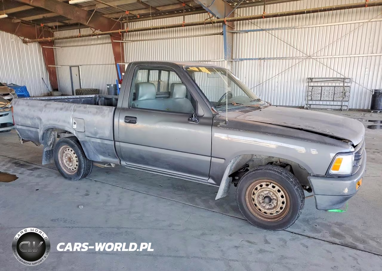 1989 Toyota Pickup Deluxe VIN:JT4RN81P2K0032812 - 4