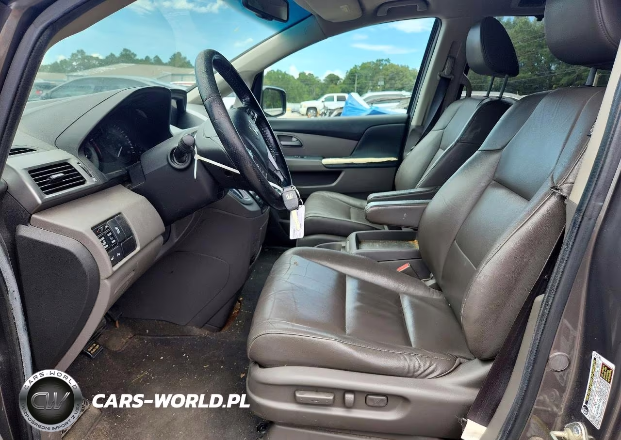 2012 Honda Odyssey Touring VIN:5FNRL5H90CB134835 - 7