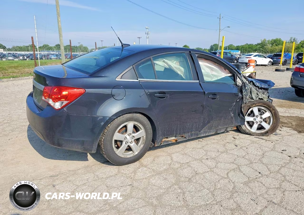 2013 Chevrolet Cruze Lt VIN:1G1PC5SB9D7146114 - 3
