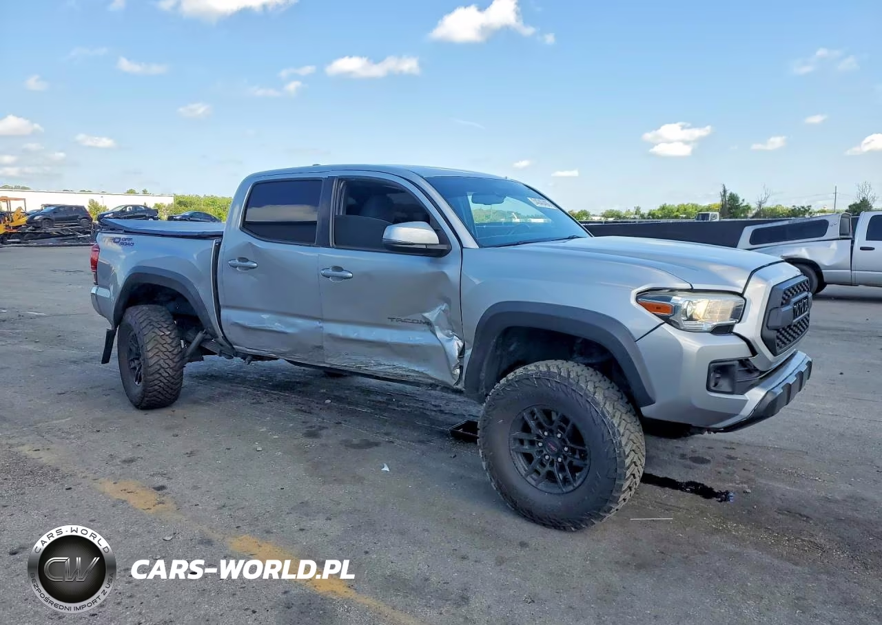 2018 Toyota Tacoma Trd Off-Road VIN:3TMAZ5CNXJM073146 - 4