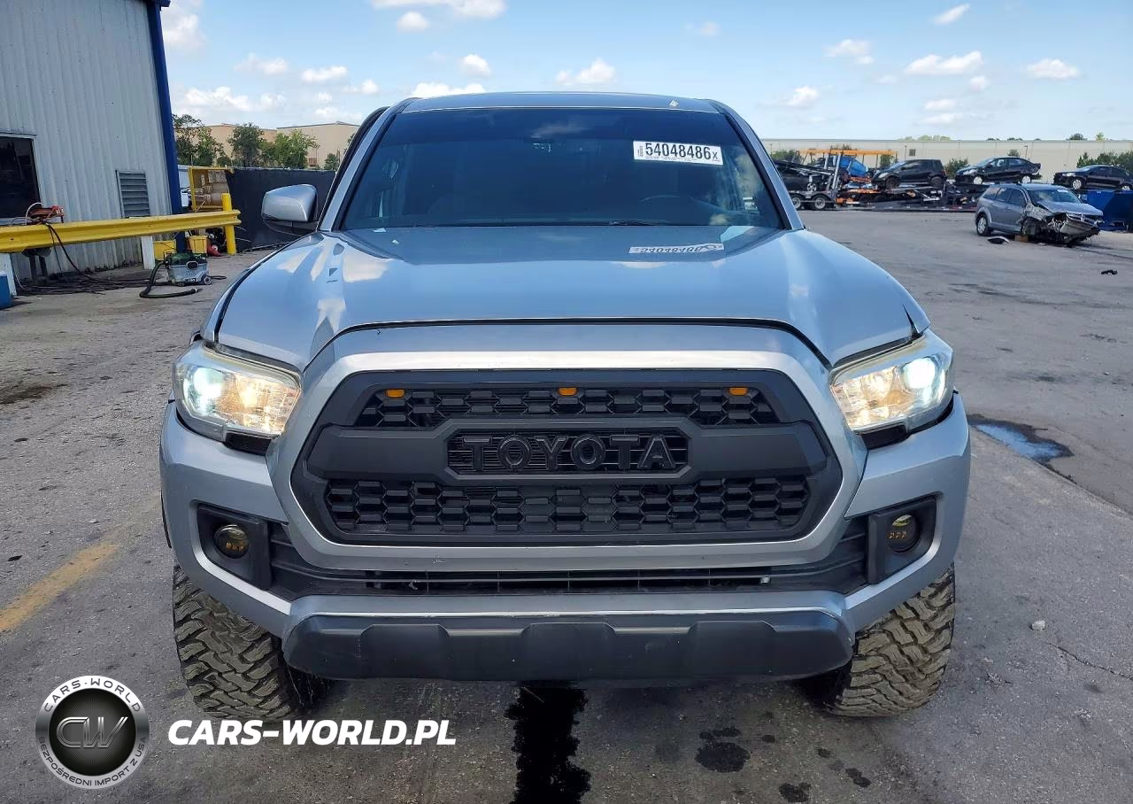 2018 Toyota Tacoma Trd Off-Road VIN:3TMAZ5CNXJM073146 - 5