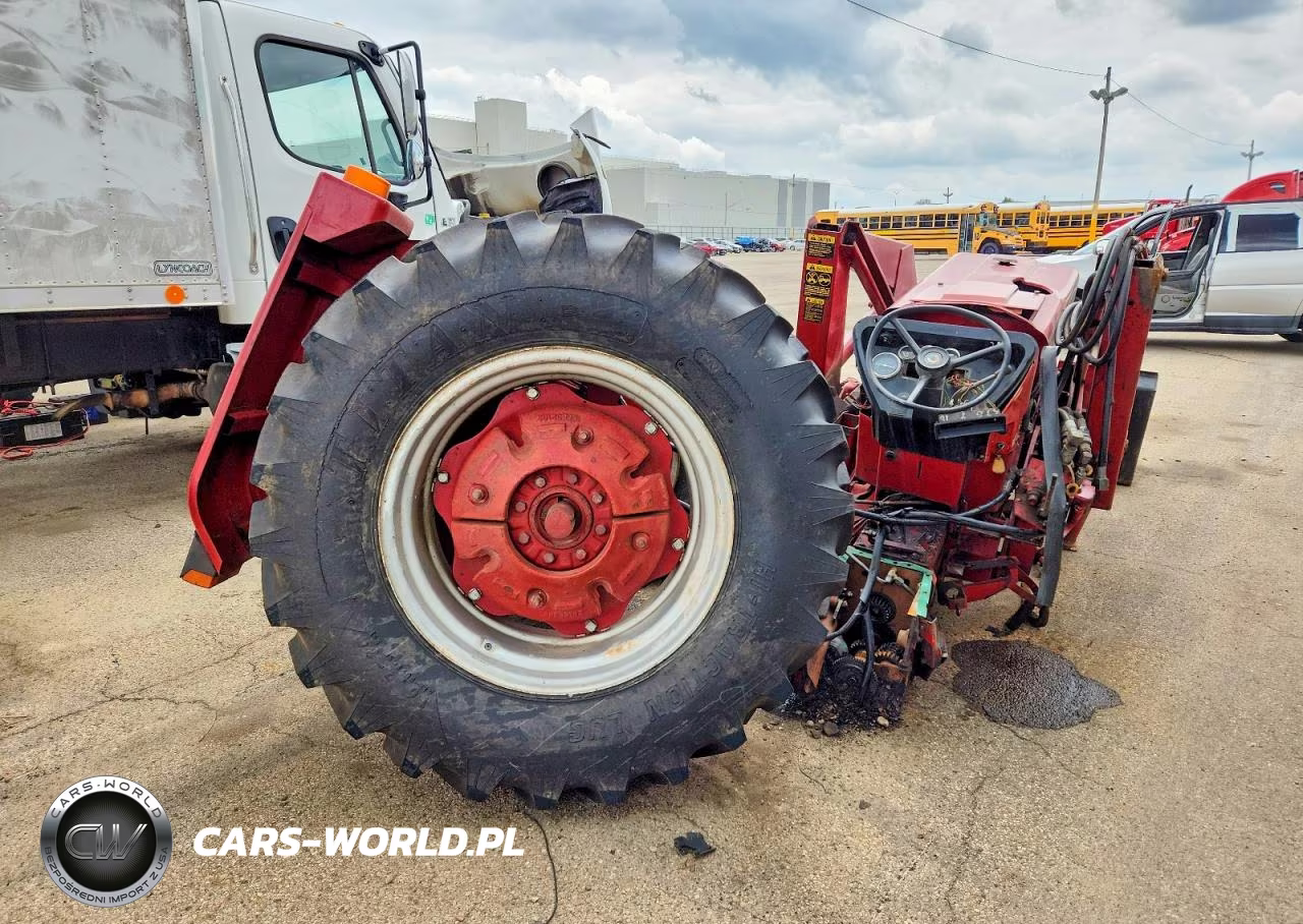 1983 False Harvester 584 - 2250 VIN:08108220016715 - 4
