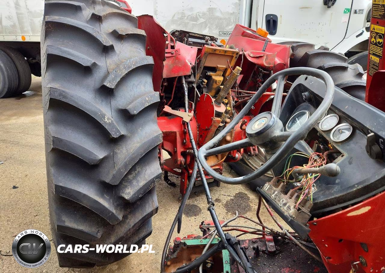 1983 False Harvester 584 - 2250 VIN:08108220016715 - 6