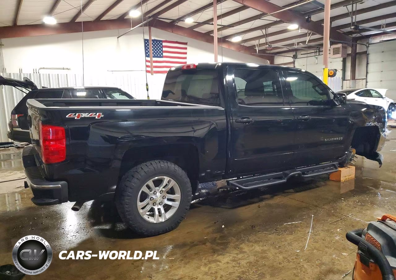 2017 Chevrolet Silverado K1500 Lt VIN:3GCUKREC6HG420632 - 3
