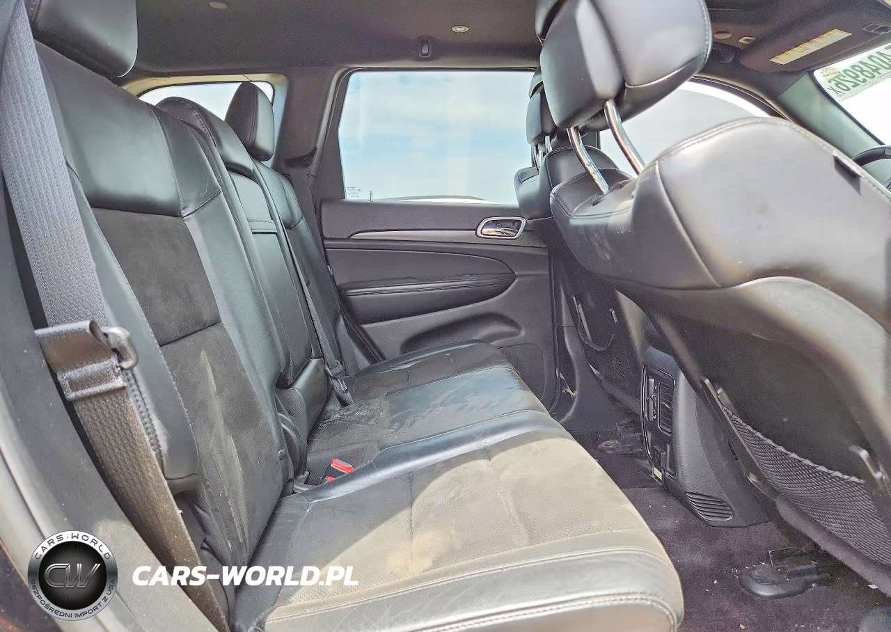 2018 Jeep Grand Cherokee Laredo VIN:1C4RJFAG2JC500373 - 10