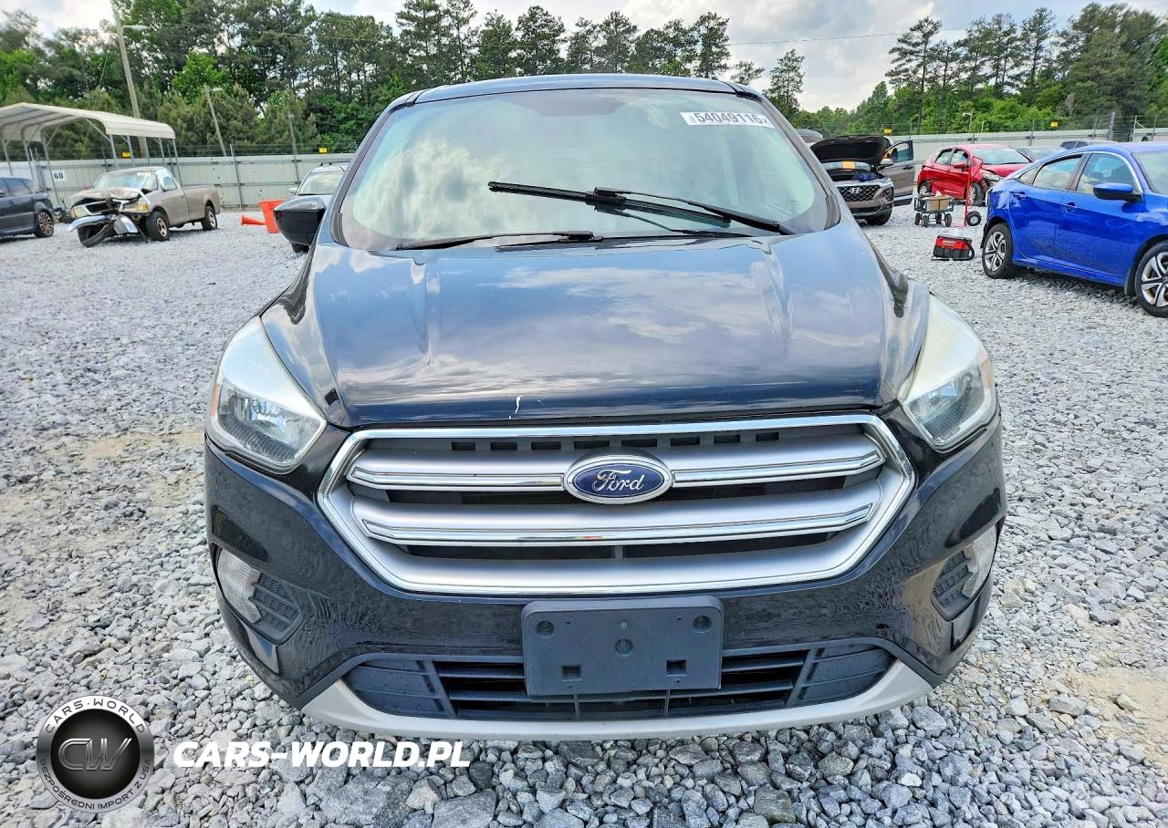 2017 Ford Escape Se VIN:1FMCU0GD7HUD50087 - 5