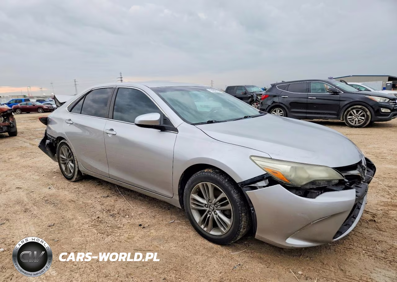 2017 Toyota Camry Se VIN:4T1BF1FK3HU644985 - 4