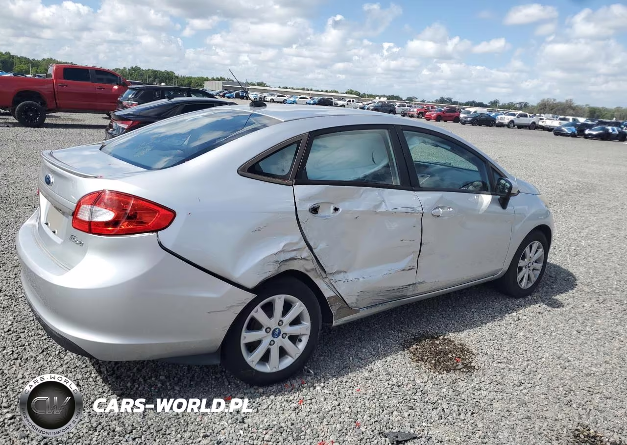 2012 Ford Fiesta Se VIN:3FADP4BJ9CM140016 - 3