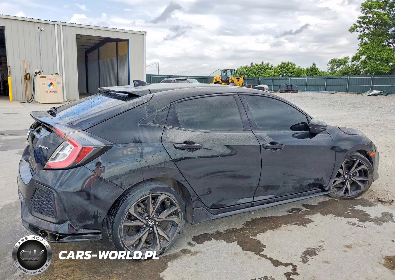 2018 Honda Civic Sport VIN:SHHFK7H48JU208746 - 3