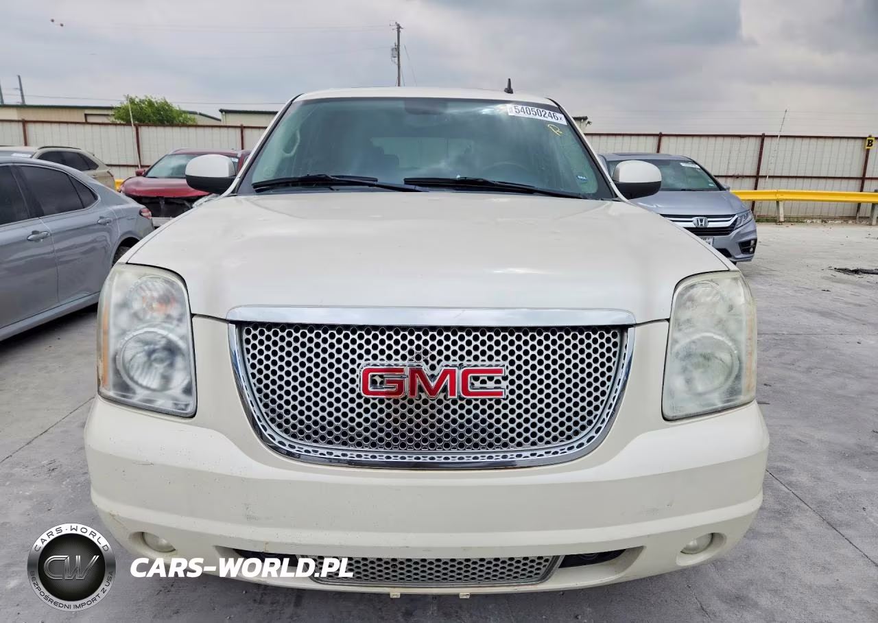 2010 GMC Yukon Denali VIN:1GKUKEEF6AR182147 - 5