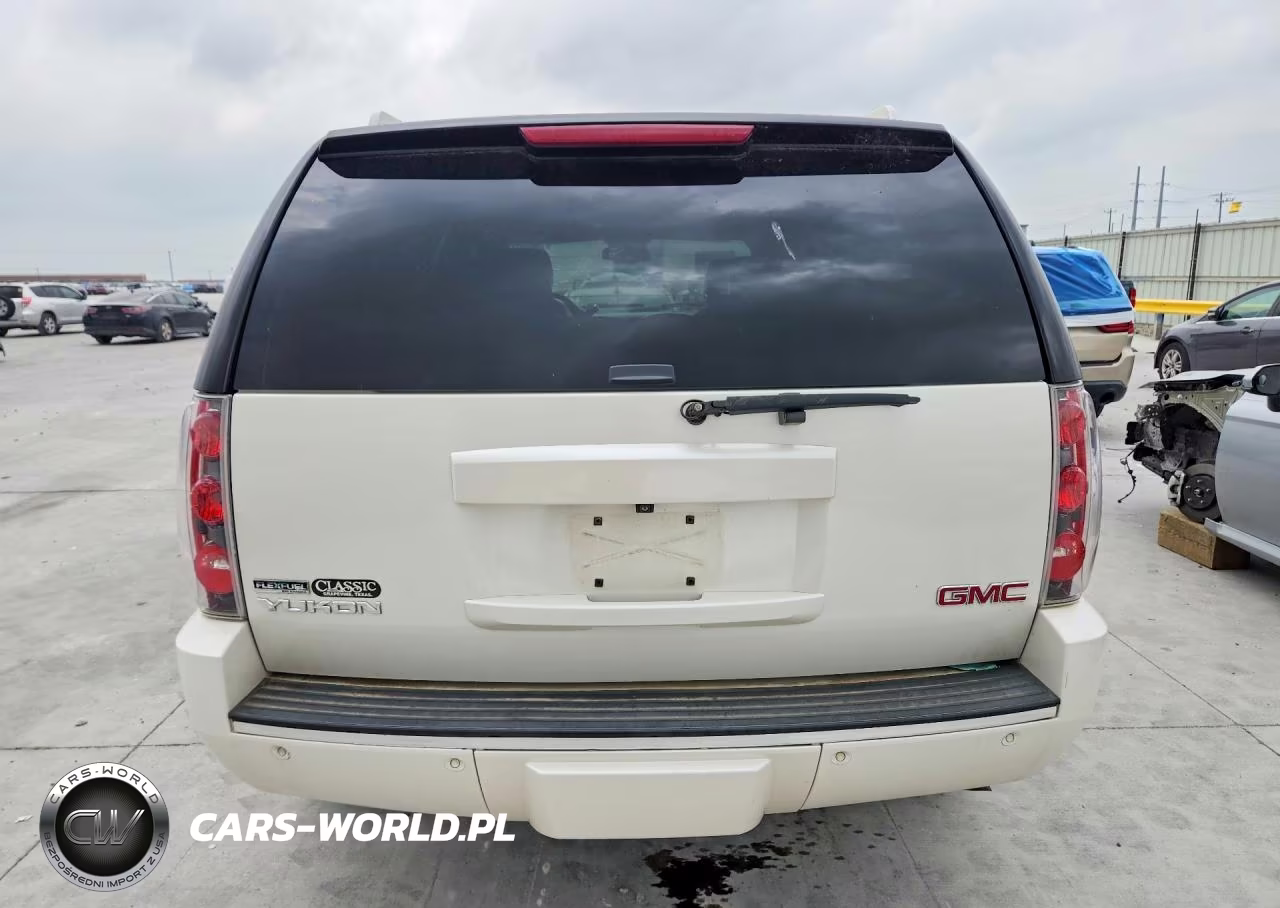 2010 GMC Yukon Denali VIN:1GKUKEEF6AR182147 - 6