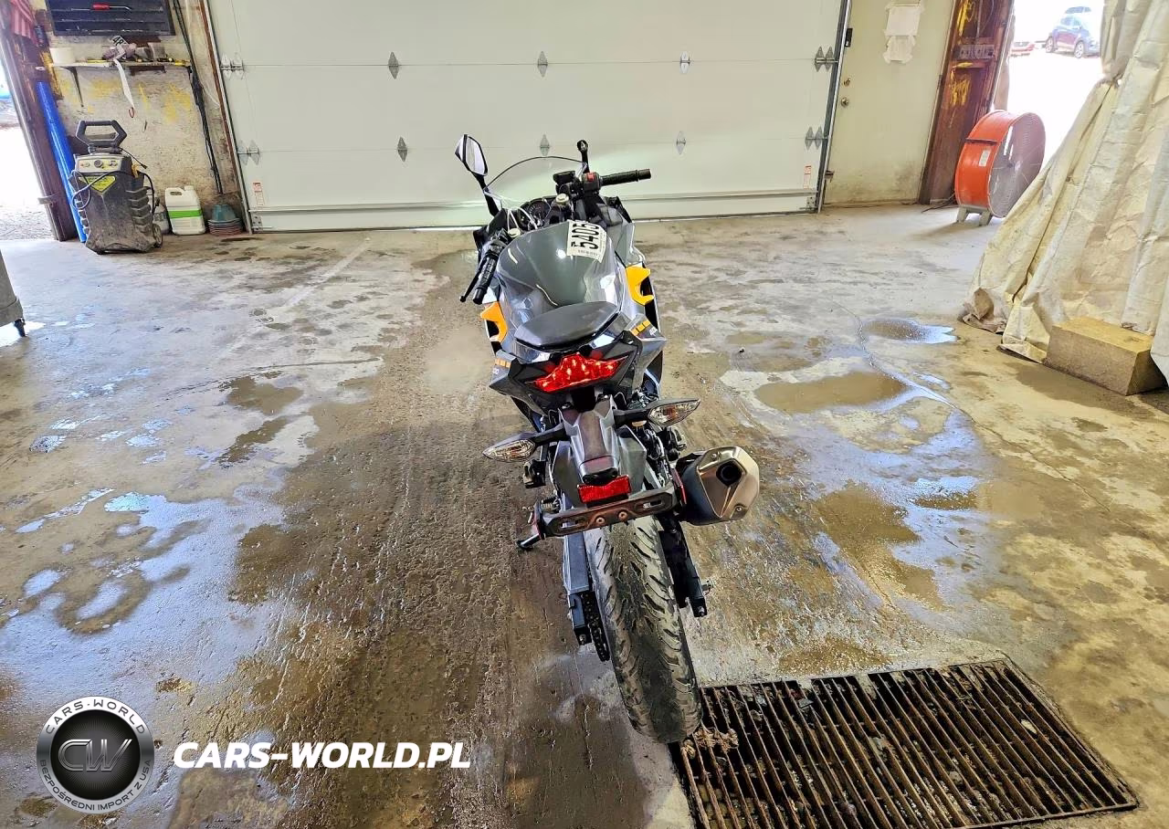 2018 Kawasaki Ex400 VIN:JKAEXKG17JDA09376 - 4
