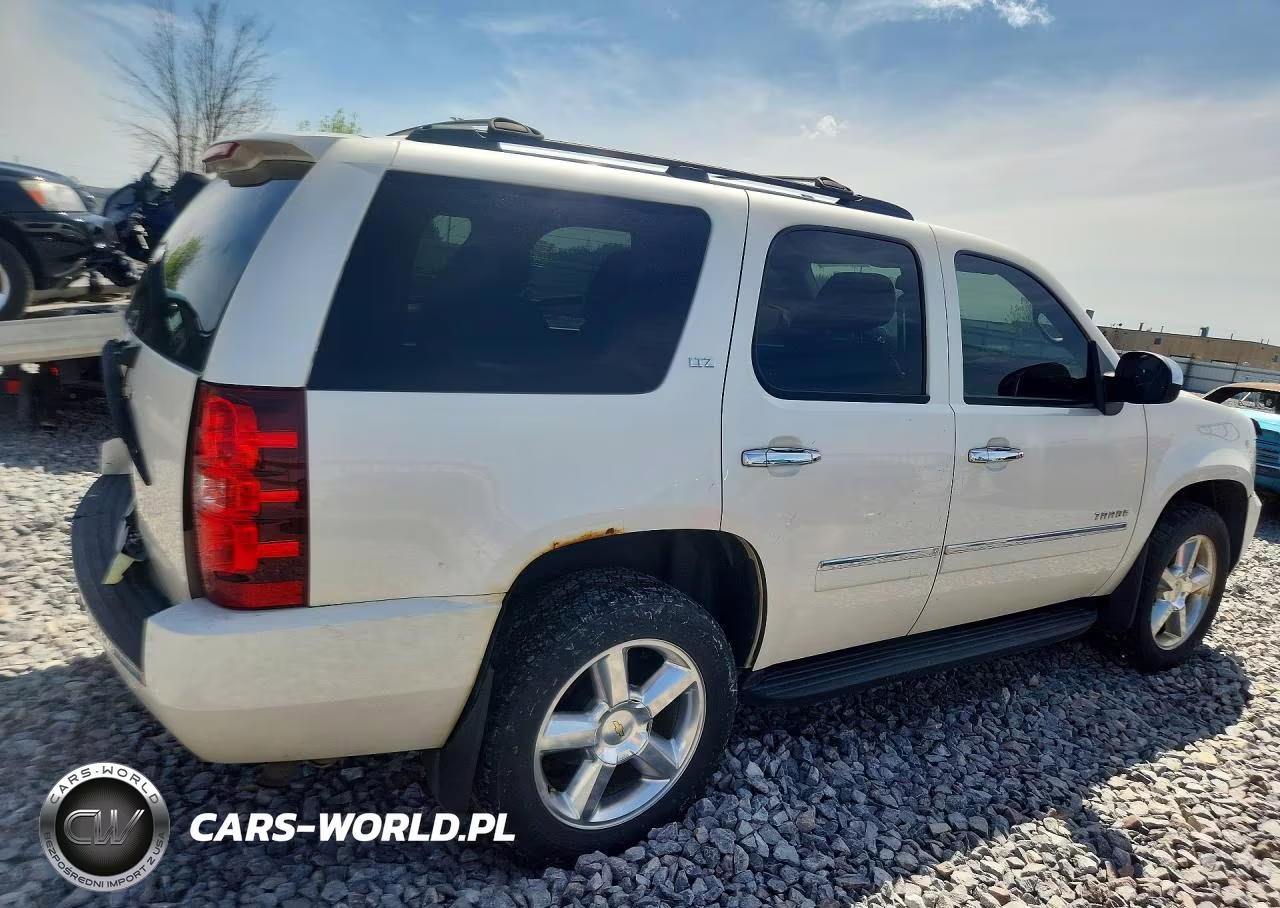 2013 Chevrolet Tahoe K1500 Ltz VIN:1GNSKCE02DR350798 - 3