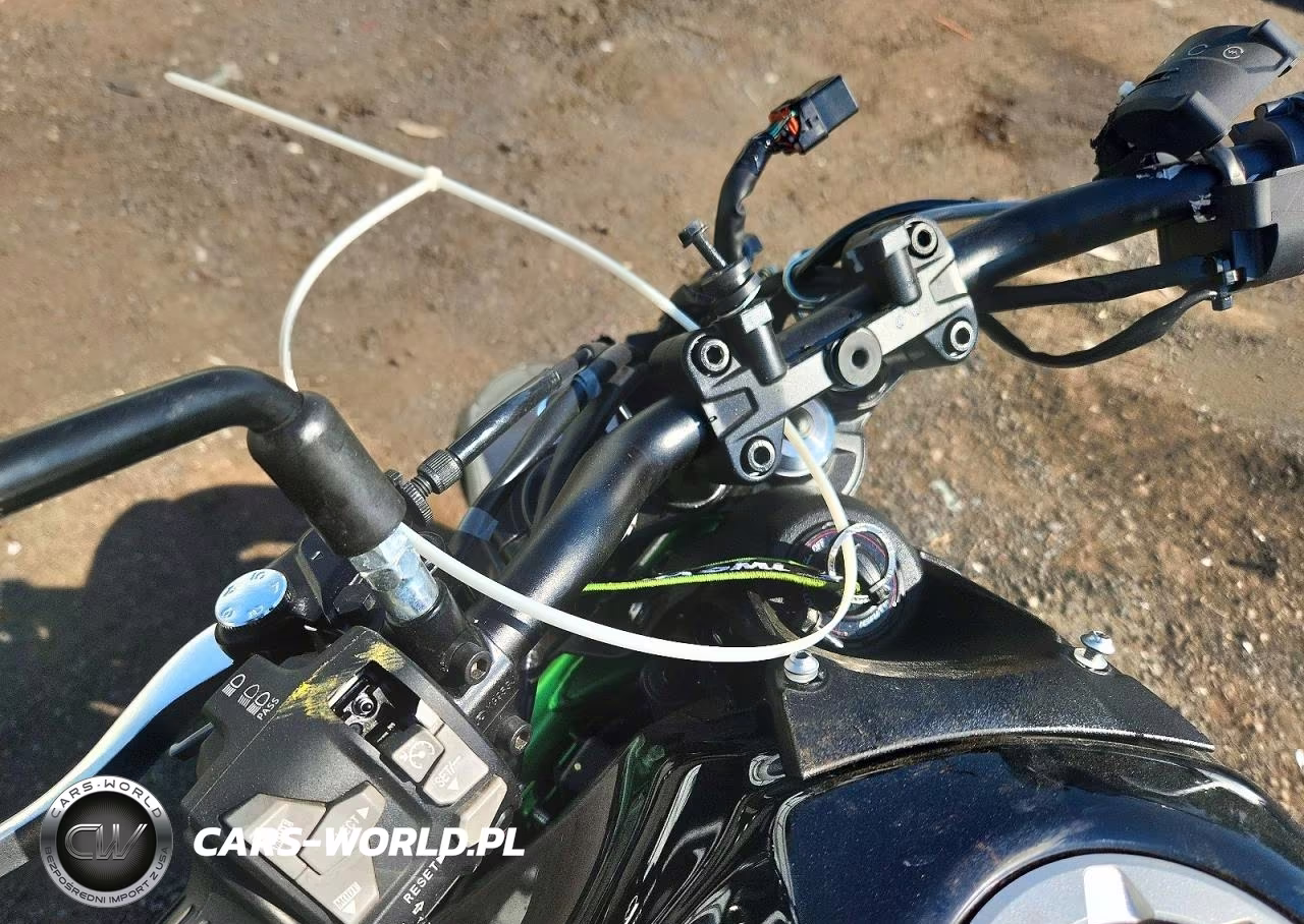 2025 Kawasaki Zr900 T VIN:ML5ZRDT18SDA00376 - 7