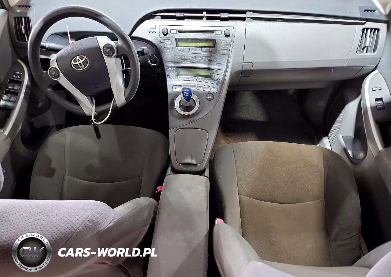 2011 Toyota Prius Two VIN:JTDKN3DUXB0269022 - 8