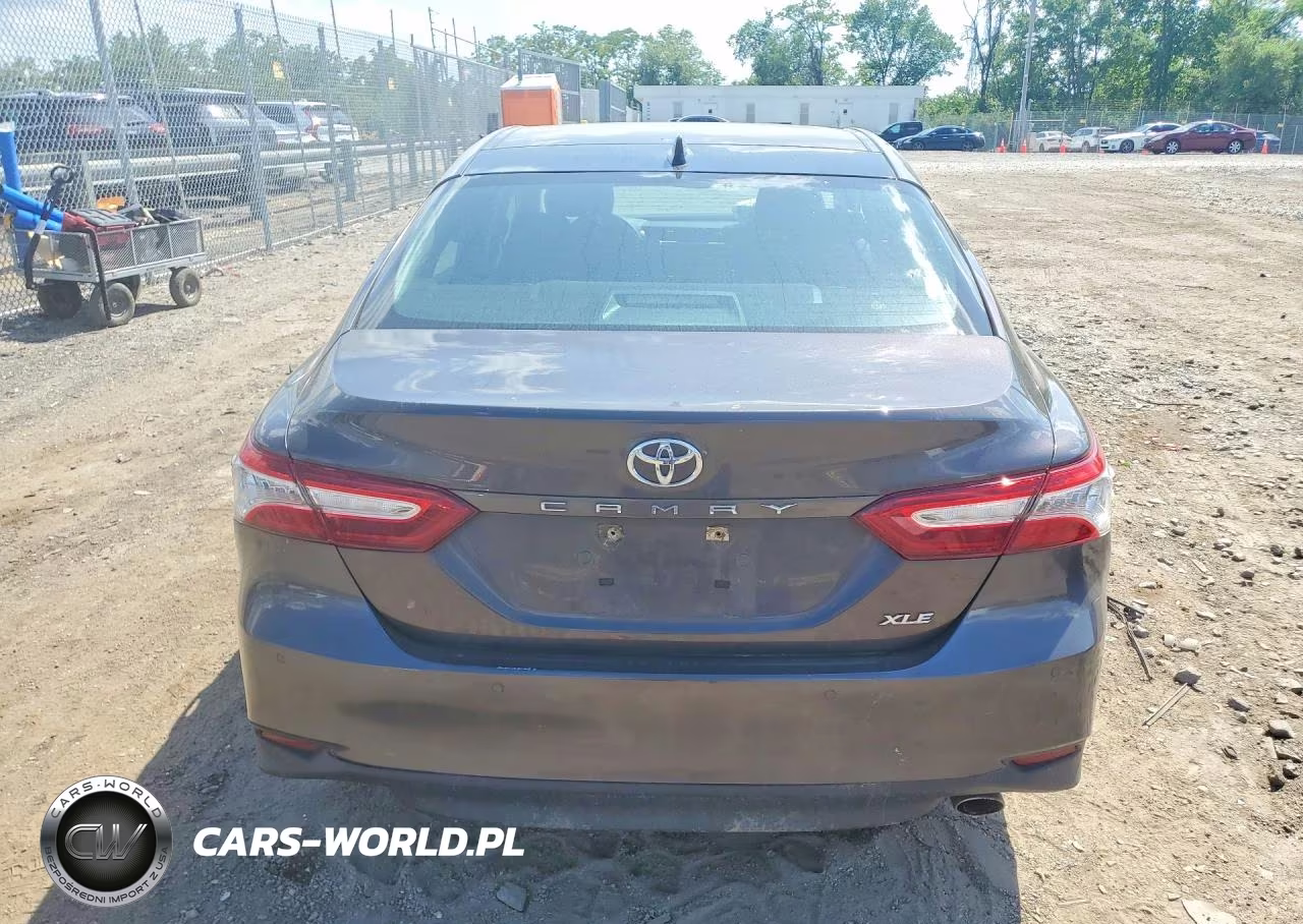 2018 Toyota Camry Xle VIN:4T1B11HK7JU021919 - 6