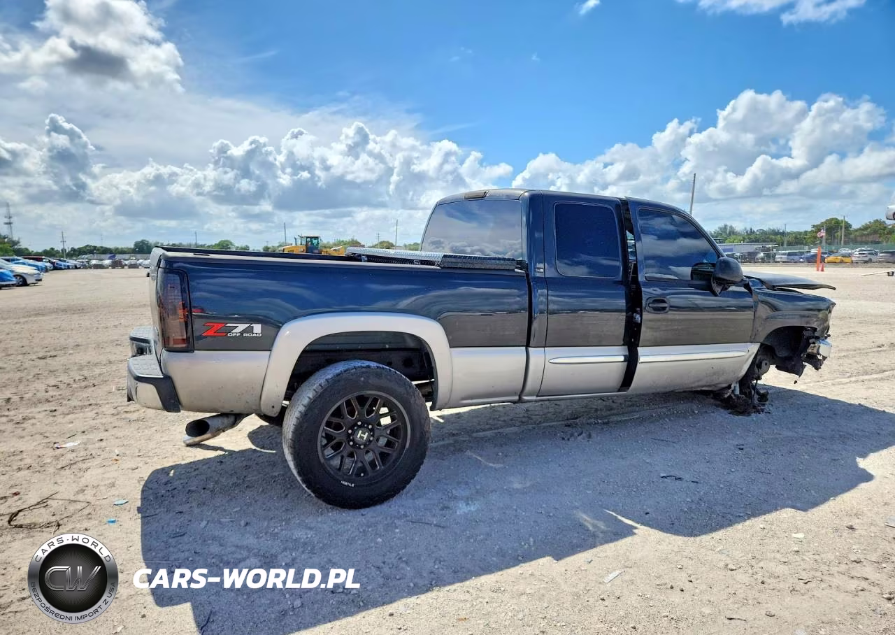 2005 GMC New Sierra K1500 VIN:1GTEK19B15Z279701 - 3