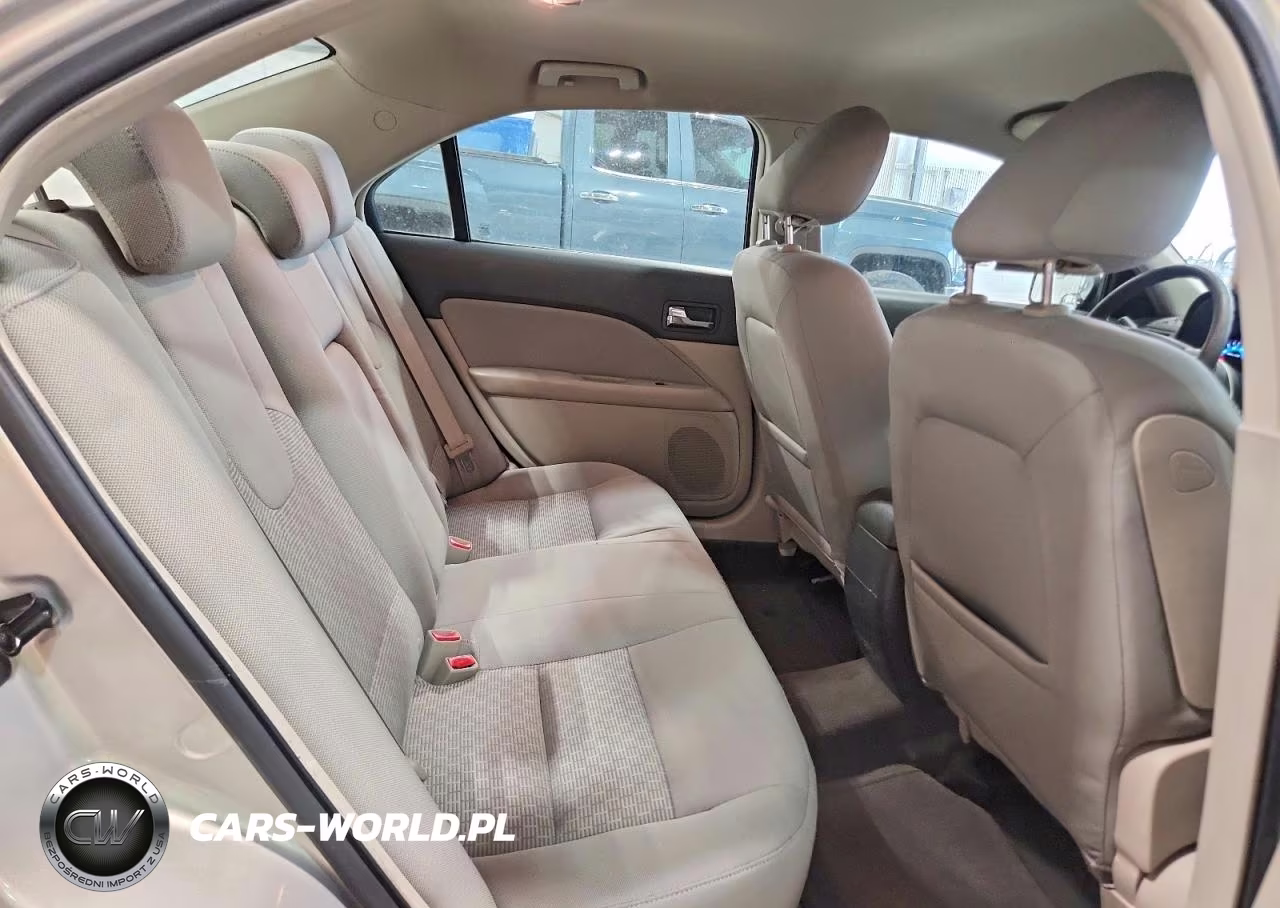 2010 Ford Fusion Se VIN:3FAHP0HA9AR227089 - 10